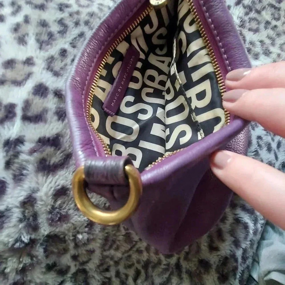 Marc  by Marc Jacobs | Purple Leather Percy Bag Bag with Antique gold hardware - Picture 6 of 16